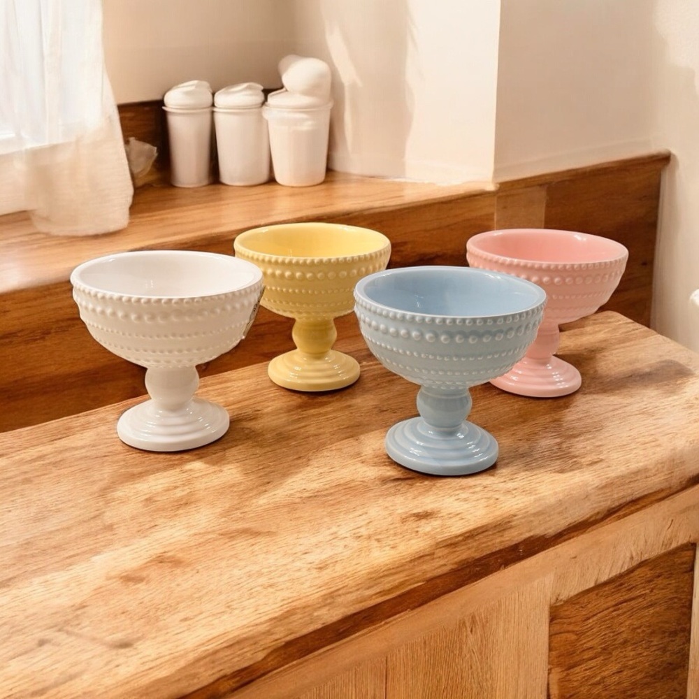 NEW Beautiful Set Of Pastel Hobnail Glass Dessert Bowls